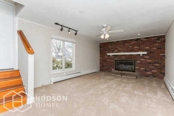 Building Photo - Multiple Applications received - 280 3rd A...