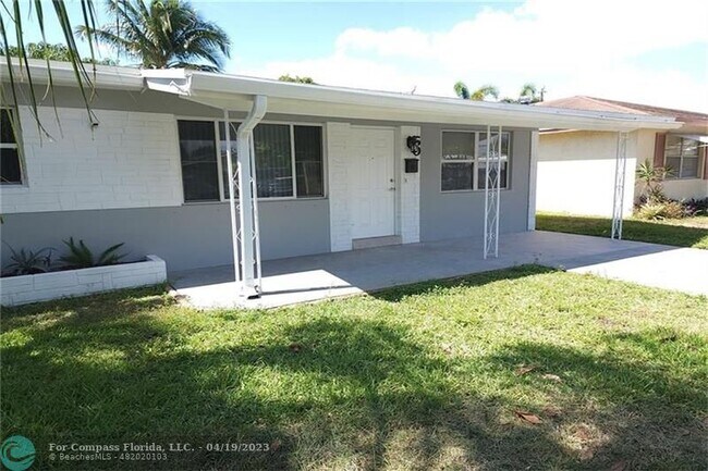Building Photo - 50 NE 45th Ct