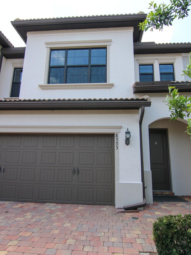Building Photo - 8333 Rearing Ln