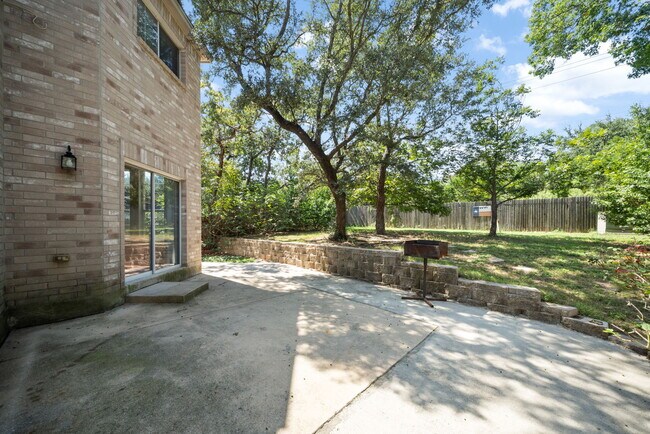 Building Photo - 25119 Royal Land
