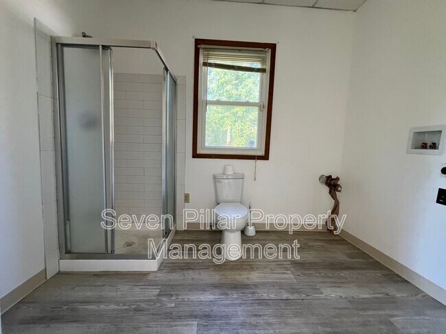 Building Photo - 9252 Mink St SW