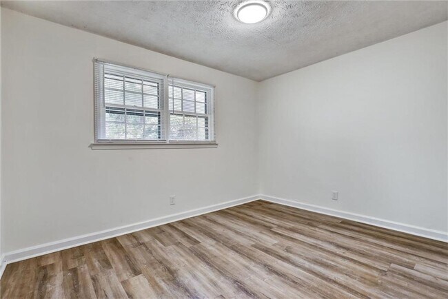 Building Photo - 4371 Springwood Terrace