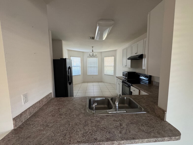 Building Photo - 2783 Star Coral Ln