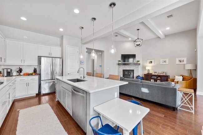 Building Photo - 12612 Cardinal Flower Dr