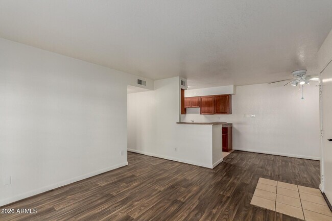 Building Photo - 5995 N 78th St