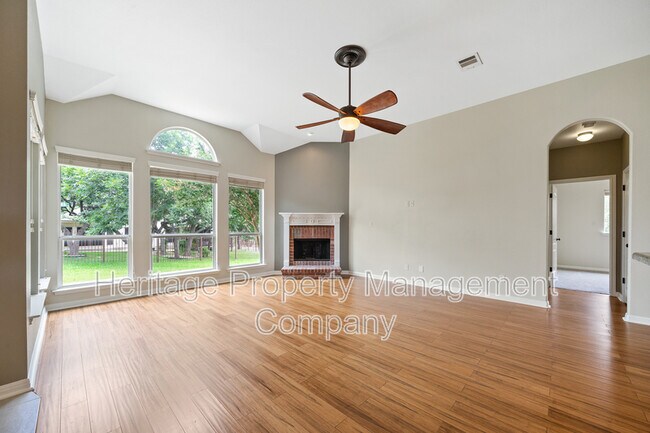 Building Photo - 8627 Magdalena Run