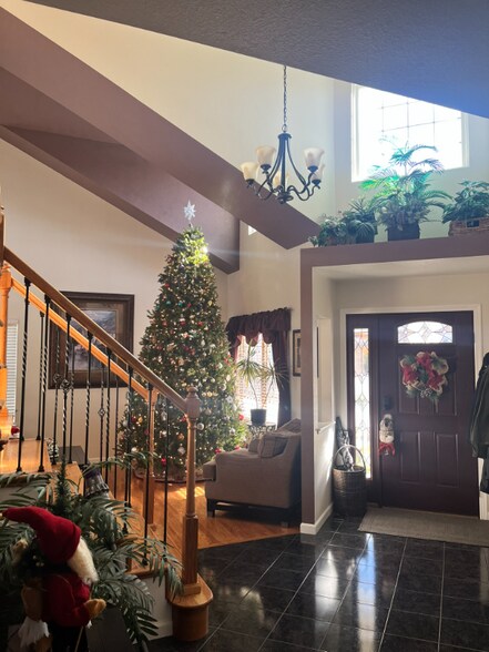 Building Photo - 3165 E 134th Cir