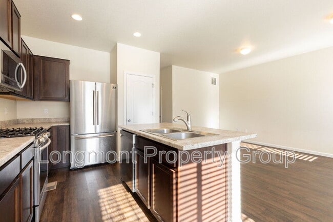 Building Photo - 1518 Sepia Ave