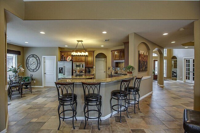 Building Photo - 9422 Cheslyn Ct