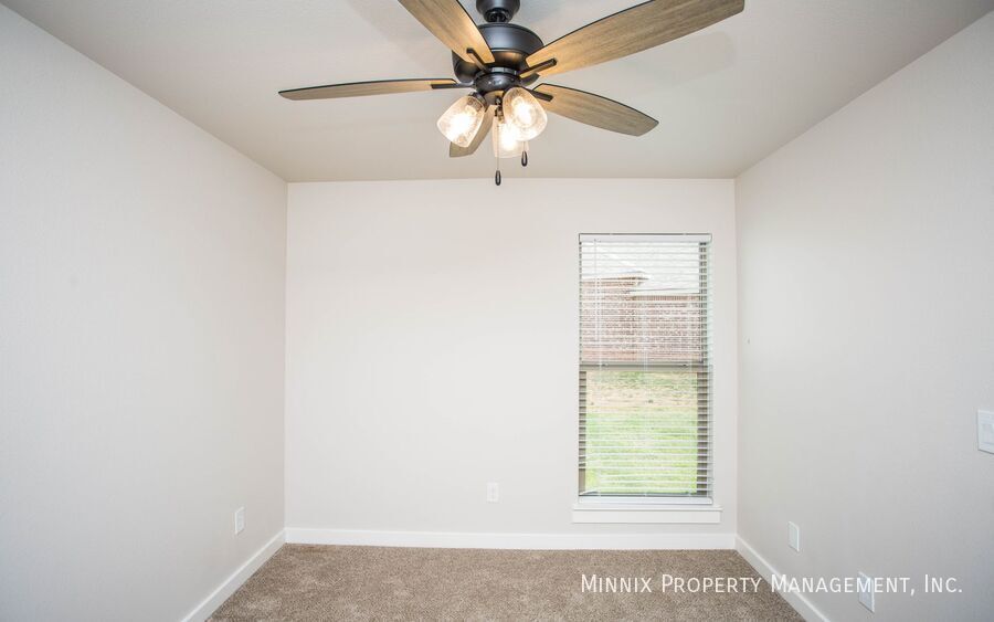 Building Photo - 3203 Durham Ave