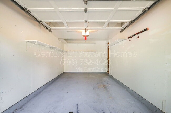 Building Photo - 20964 Promontory Square