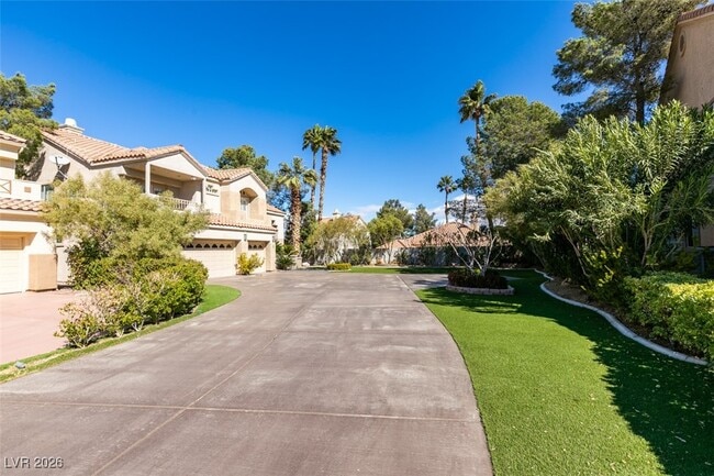 Building Photo - 54 Grossinger Ct