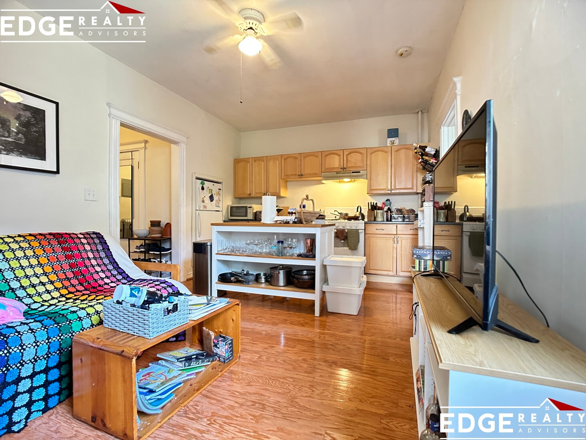 Building Photo - 26 Park Vale Ave