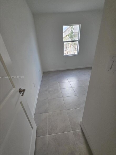 Building Photo - 19571 SW 339th St