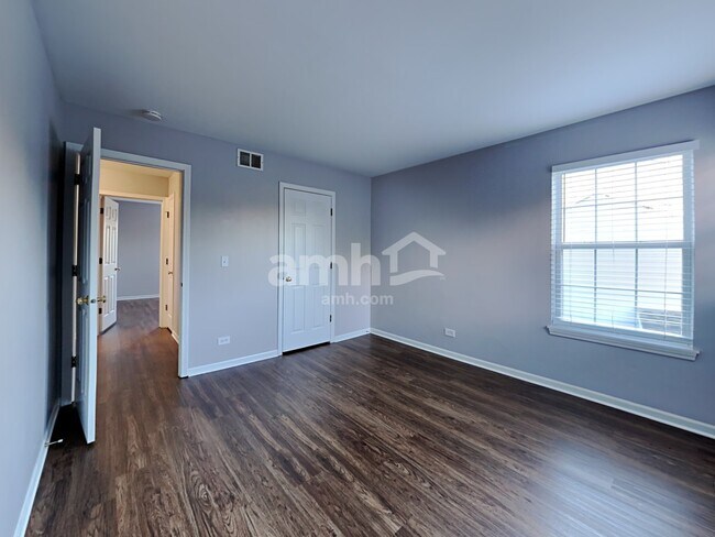 Building Photo - 1186 Blackburn Dr