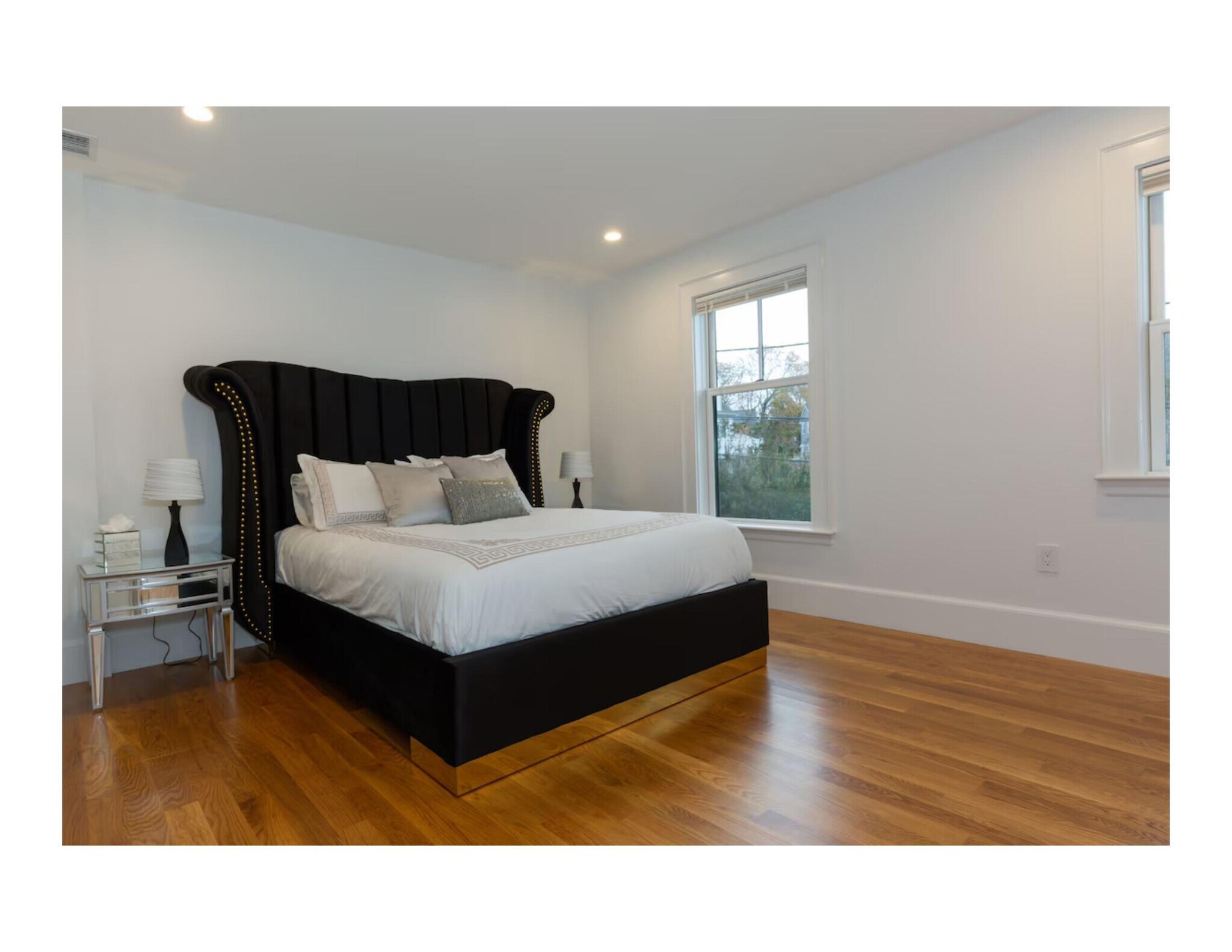 Building Photo - 153 Bayside Rd