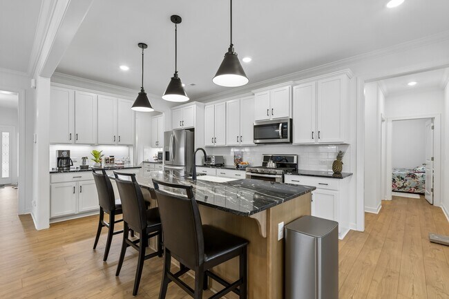Building Photo - 911 Cypress Pt Ln