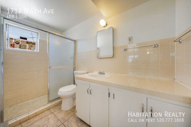 Building Photo - 1712 N 5th Ave