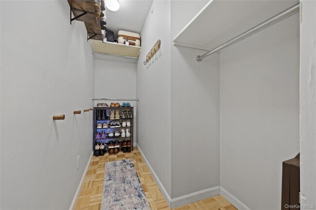 Building Photo - 330 S Central Ave