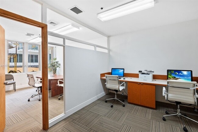 Building Photo - 9511 Collins Ave