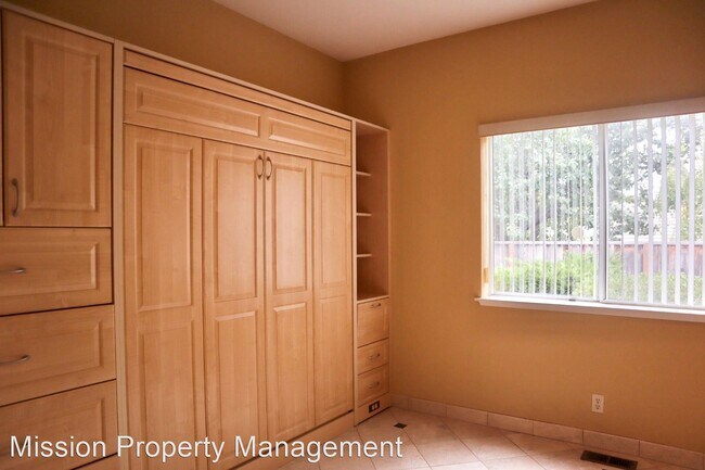 Building Photo - 4 br, 3 bath House - 48934 Ventura Dr