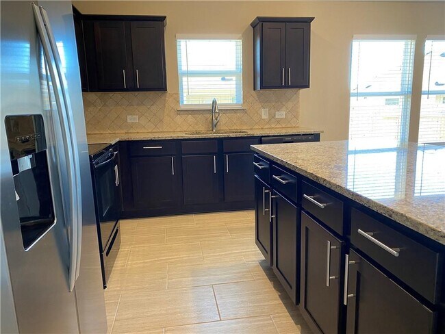 Building Photo - 510 Marklawn Ln