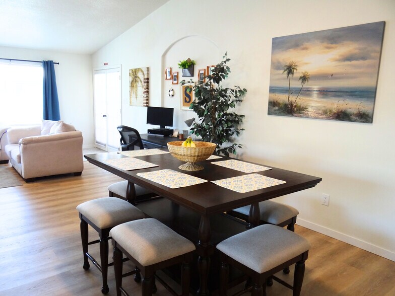Dining/Living/Kitchen-Open concept - 8941 E 24th Ln