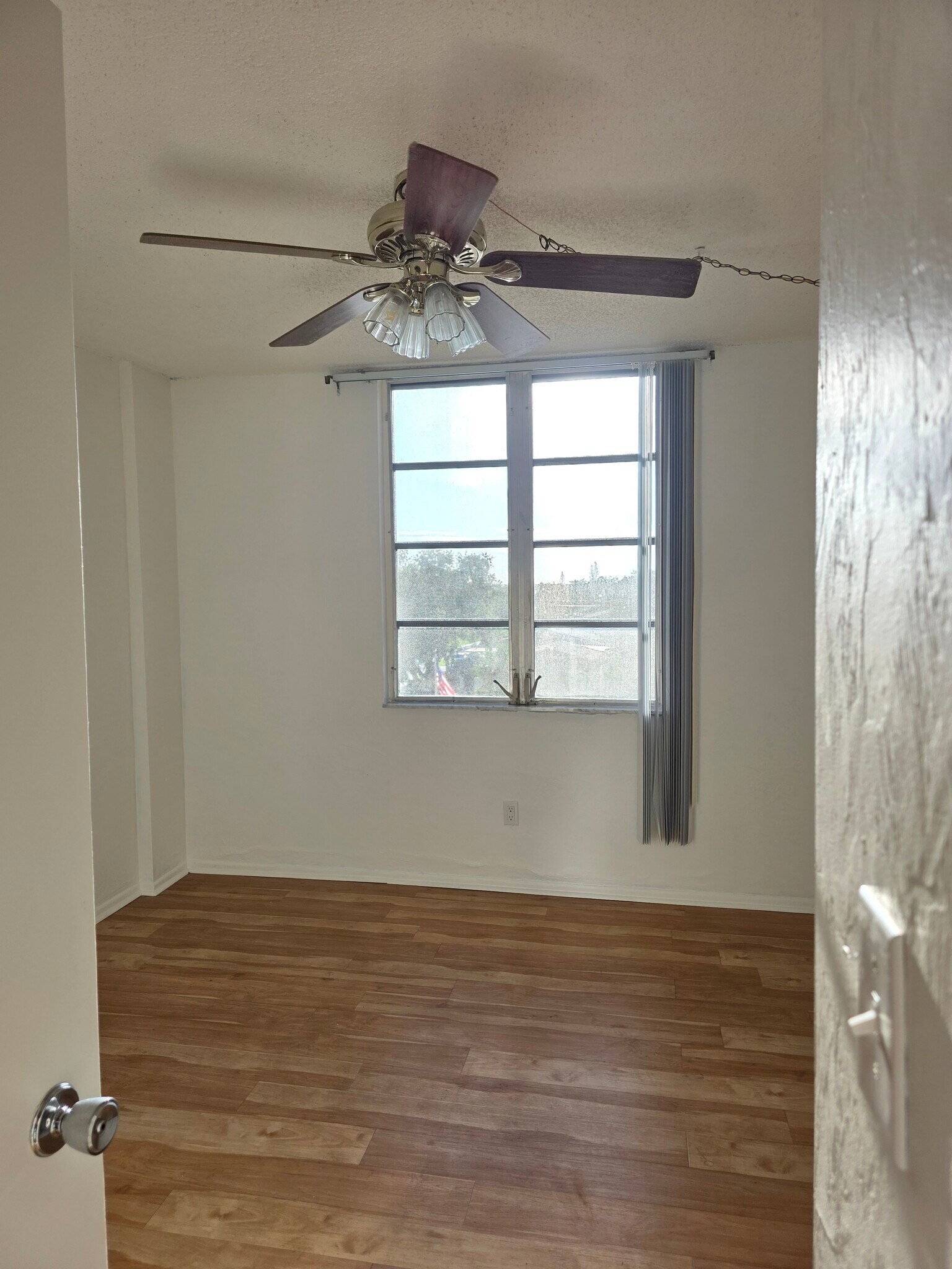 2nd Bedroom - 2901 26th St W