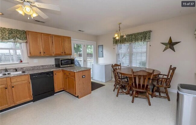 Building Photo - 1424 Berrymeade Hills Ct