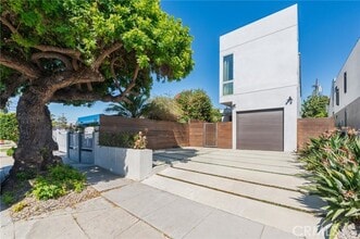 Building Photo - 12519 Wagner St
