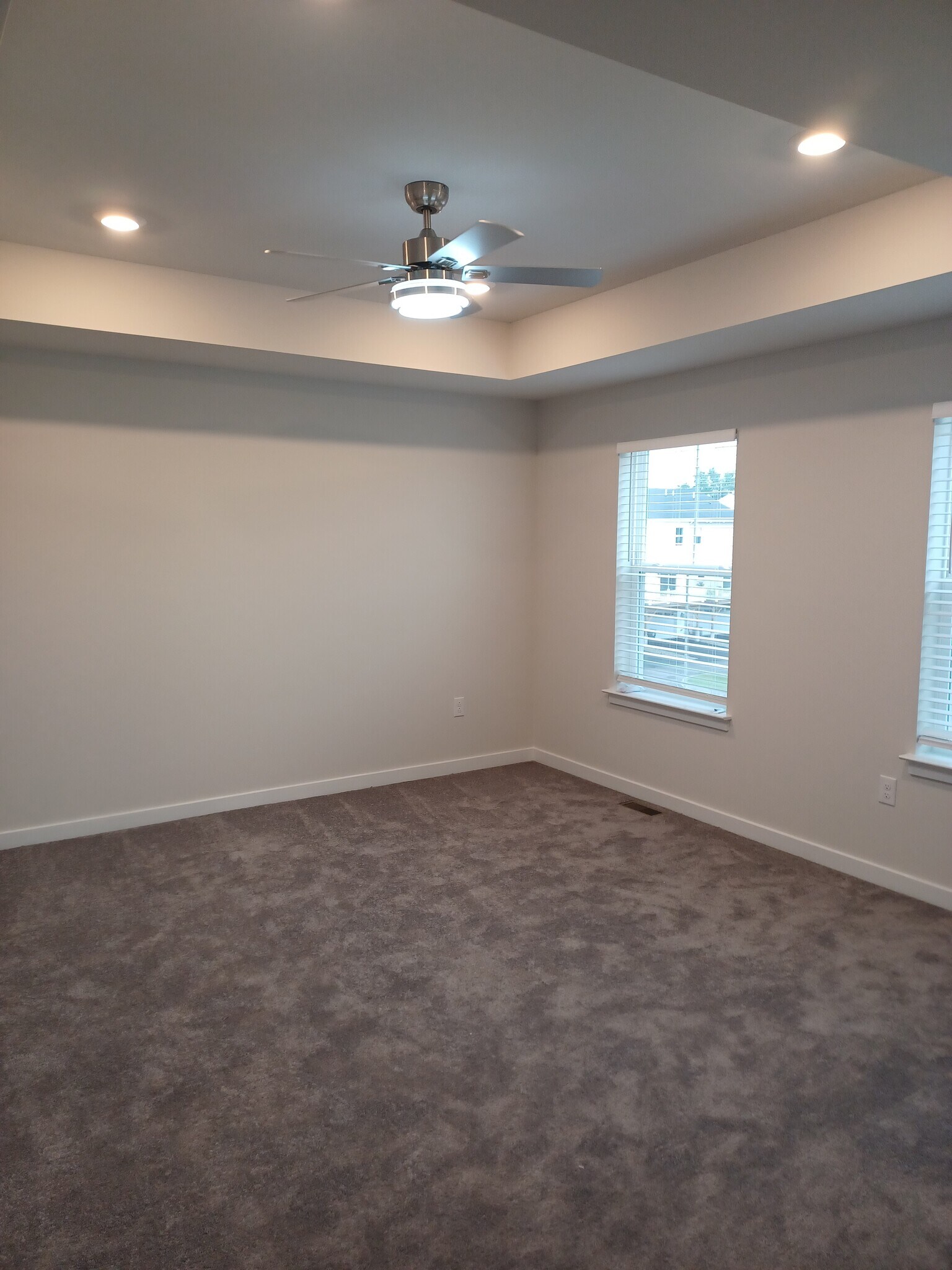 Building Photo - 4727 Franklin Cir