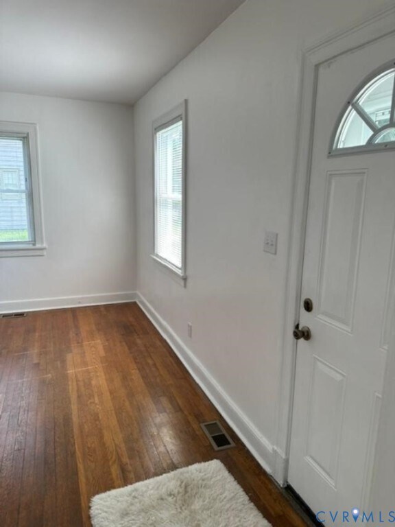 Building Photo - 712 S Meadow St