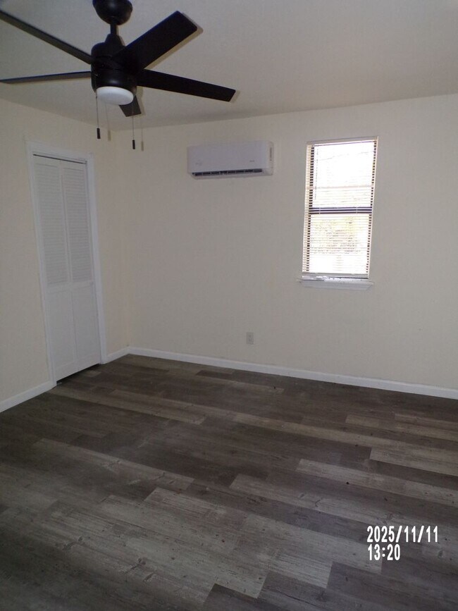 Building Photo - 1607 NW Lincoln Ave