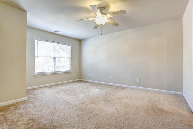 Building Photo - 5624 Moresby Ct