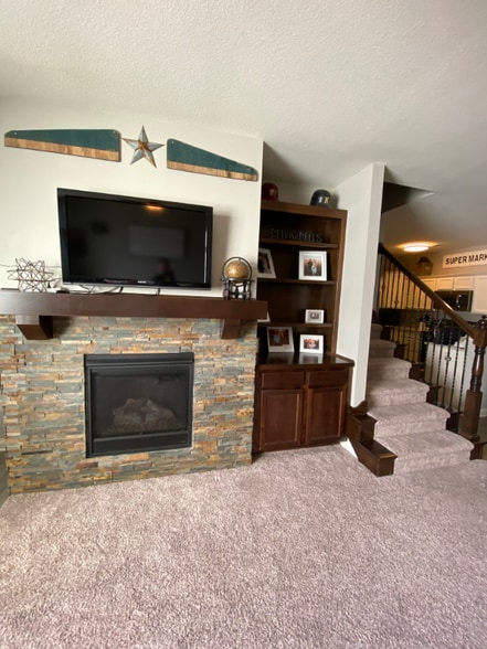 Building Photo - 1232 SE Birch Ln