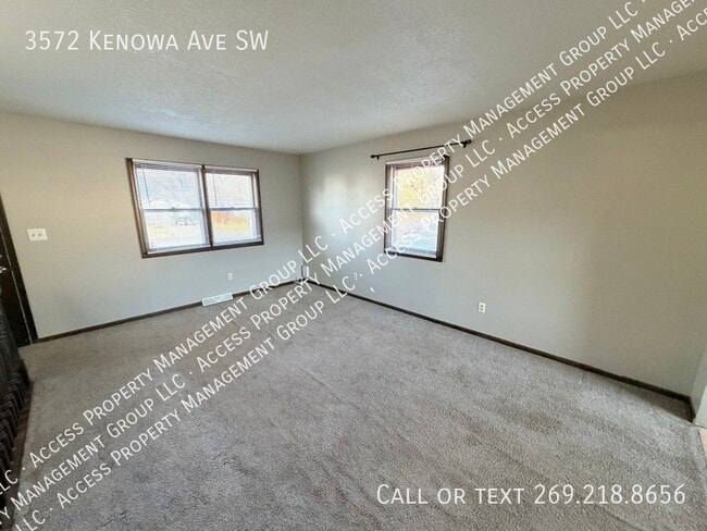 Building Photo - 3572 Kenowa Ave SW