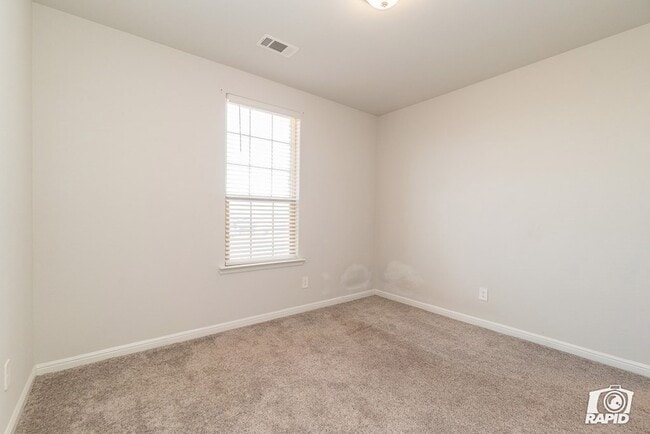Building Photo - 1714 Pavilion Pkwy