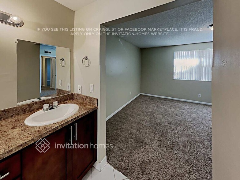 Building Photo - 3715 NW 107th Terrace