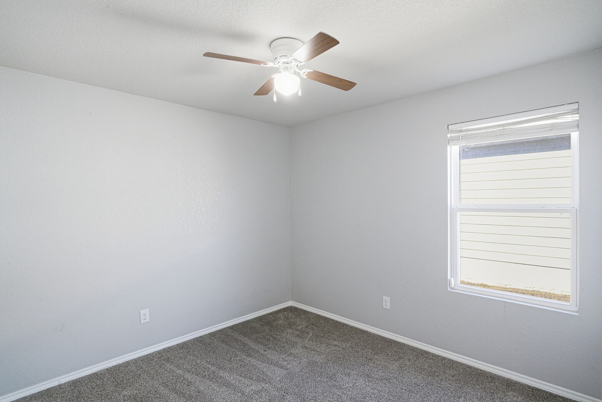 Building Photo - 8519 Cassia Cv