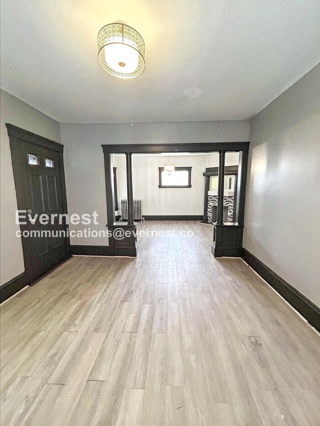 Building Photo - 1794 W 54th St