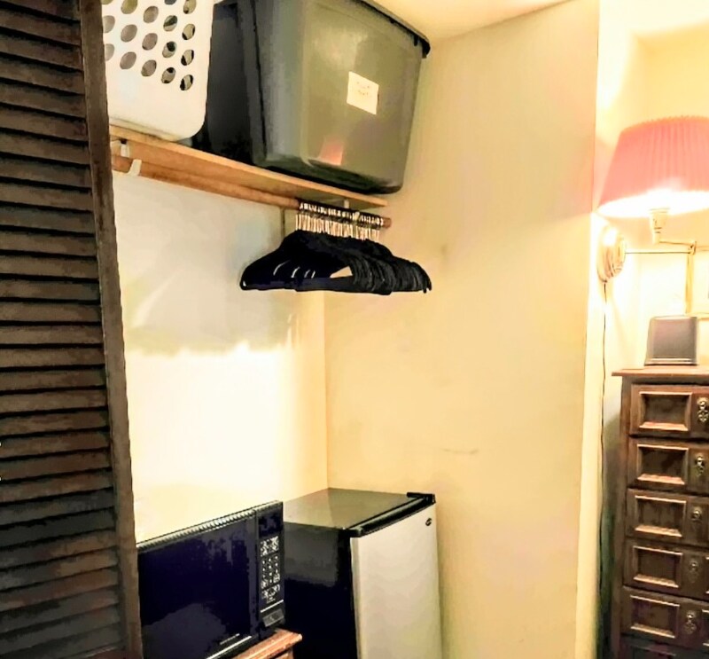 Building Photo - 892 N State Rd 149