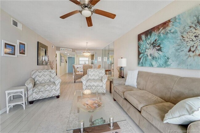 Building Photo - 10310 S Ocean Dr