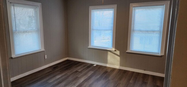 Building Photo - Home For Rent in Newport, TN