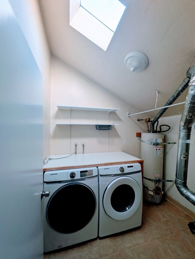 Building Photo - Updated Pricing + Move-In Special!  Co-signer OK! PLUS: 20% OFF your first month’s rent when you ...