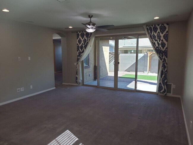 Building Photo - Exceptional Cooley Station Rental: 3-Bed, 2-Bath Home with Office/Den, Gourmet Kitchen, and Commu...