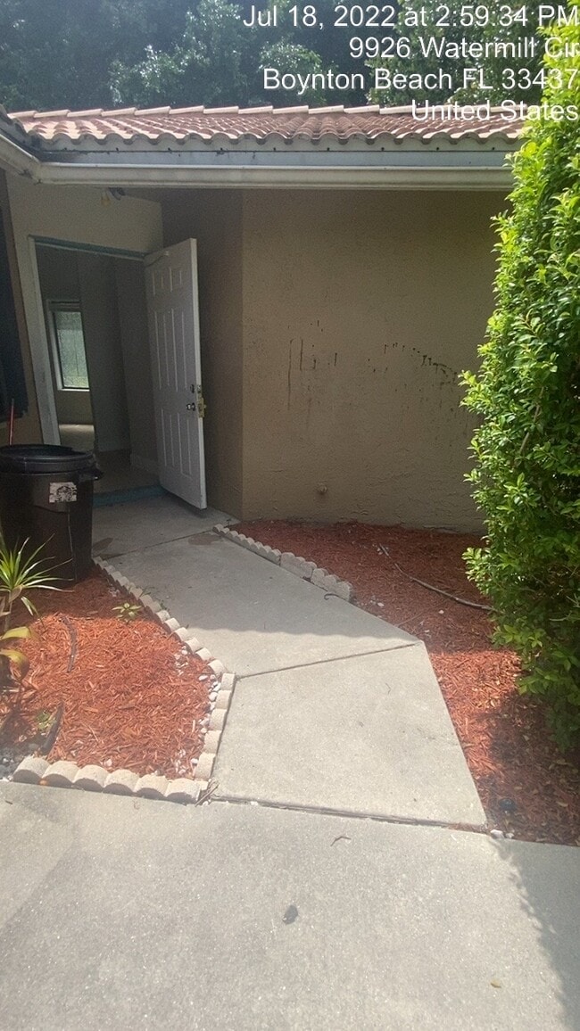 Building Photo - 9926 Watermill Cir