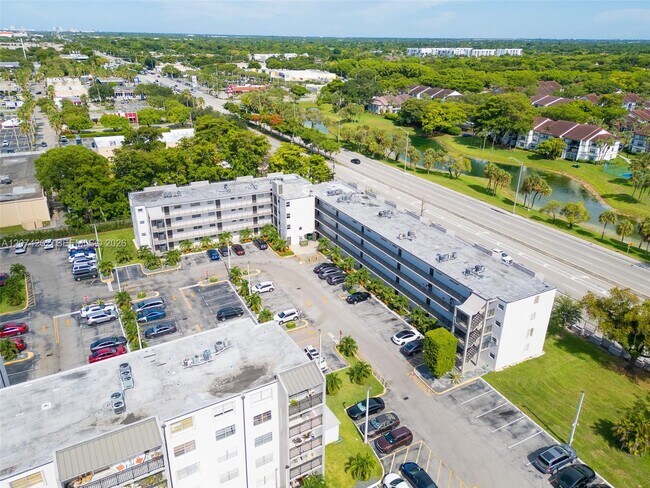 Building Photo - 14155 SW 87th St