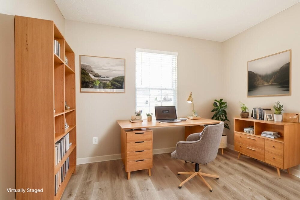 Building Photo - 1984 Old Castle Dr