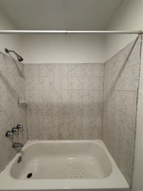 Building Photo - 198 Chapin St