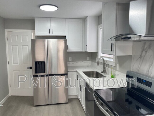 Building Photo - 5415 SE 86th Ave